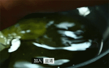 【芙蓉鸡片】炸蛋清