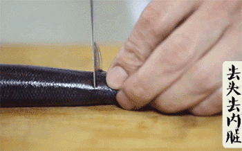 【盐煎秋刀鱼】去头