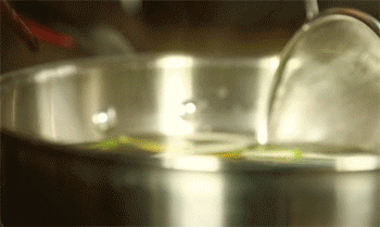 【三色牛肉卷】捞出