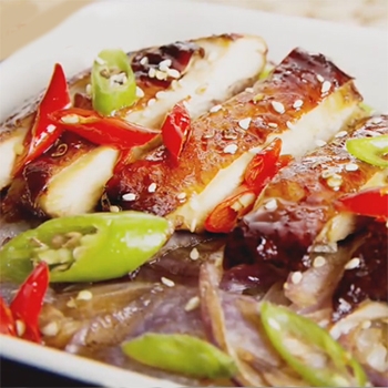 【烤箱版秘制鸡腿饭】成品图