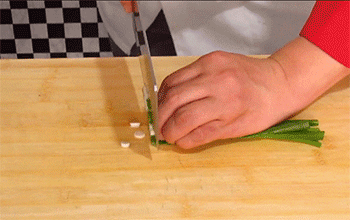 【地三鲜】葱姜蒜切丝