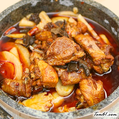 石锅炖鸡的做法