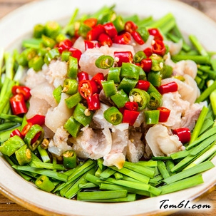 双椒拌蹄花的做法