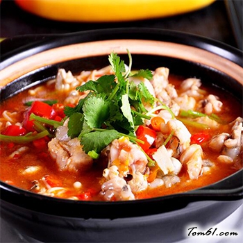 砂锅牛蛙的做法