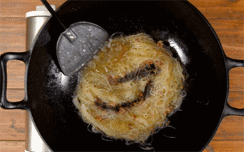 【肉末粉丝煲】焖