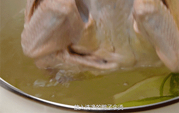 【冰糖酱鸭】氽烫