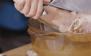 【脆皮猪手】捞出