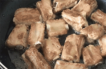 【家常版糖醋排骨】煎