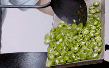 【鸡米芽菜】下小青椒