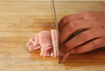 【菊花肉】切条