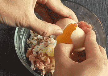 【豆腐丸子】打入鸡蛋