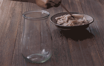 【上海醉鸡】放入容器里