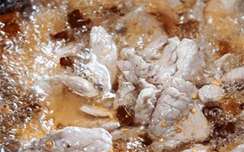 【醋溜白菜里脊肉】上色