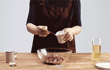 【泡椒鸡杂】腌