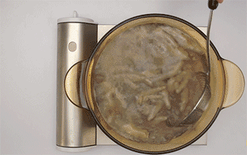 【豉汁蒸凤爪】捞出