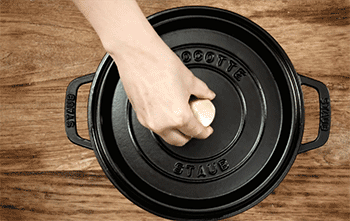 【无水葱油鸡】煮