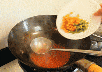 【松子鲈鱼】放入青豆