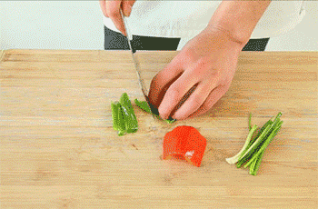 【酱炒鸡蛋】切