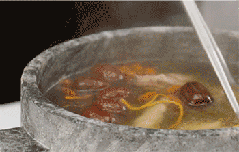 【石锅炖鸡】炖