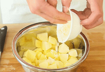 【拔丝苹果】加吉士粉