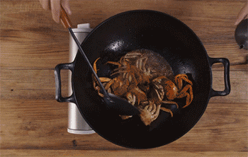 【毛蟹年糕】焖煮