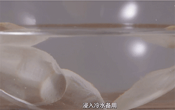 【茨菰炖羊肉】浸入冷水