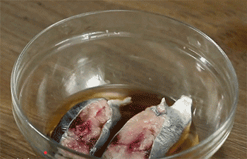 【香煎马鲛鱼】腌