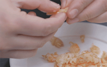 【生炒糯米饭】虾米撕碎