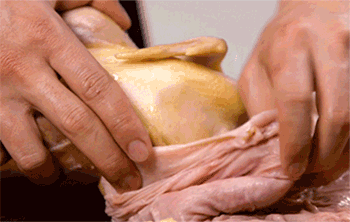 【胡椒猪肚鸡】塞入猪肚