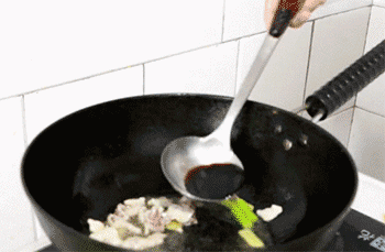 【土豆焖豆角】加酱油