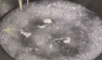 【土豆丝摊鸡蛋】焯水