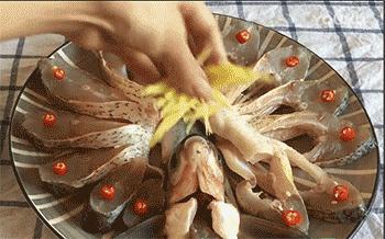 【孔雀开屏武昌鱼】放辣椒