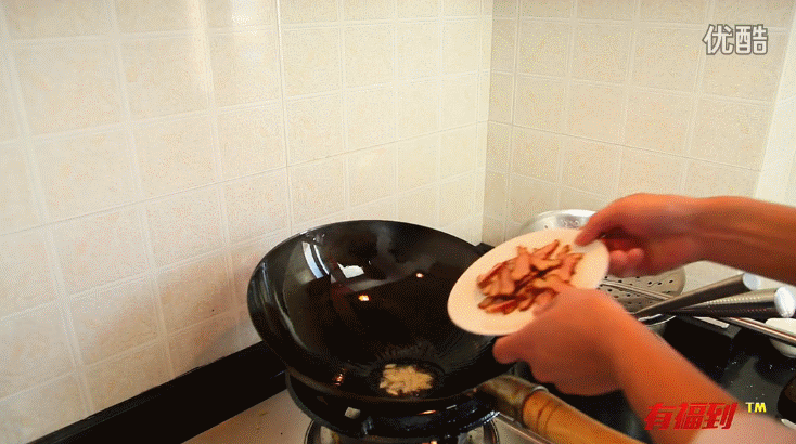 【荷兰豆炒腊肉】炒腊肉