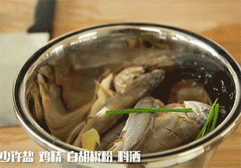 【干炸小黄鱼】腌