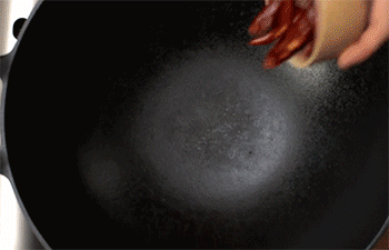 【椒盐鱼排】干辣椒