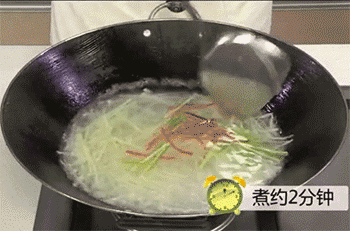 【凉拌土豆丝】辣椒丝