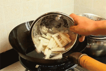 【年糕炒鱿鱼】炸