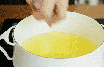 【孜然羊肉】炸