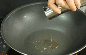 【菠萝饭】倒油