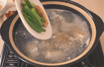 【猪脚汤】加葱姜