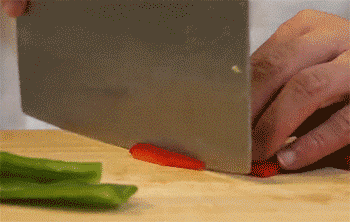 【凉拌土豆丝】切辣椒