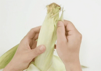【煮玉米】剥