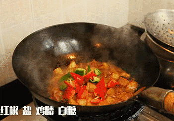 【腊鸡腿烧土豆】调味