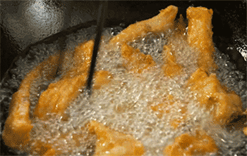 【椒盐鱼排】翻面