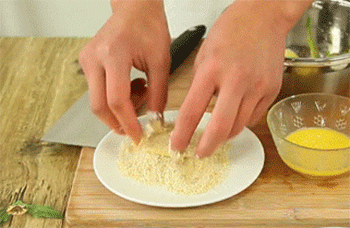 【香炸鱿鱼圈】裹