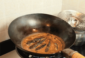 【辣焖昂刺鱼】煮