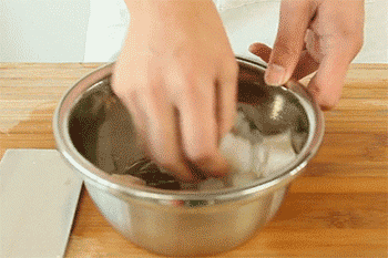 【麻辣鳕鱼】抓匀