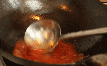 【糖醋带鱼】翻炒