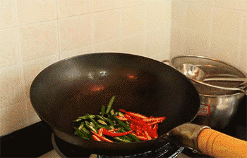 【小炒肉】煎辣椒