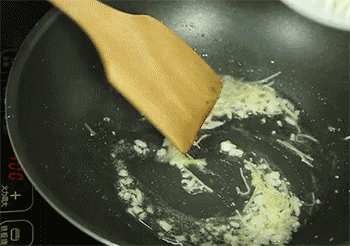 【手撕杏鲍菇】炒杏鲍菇